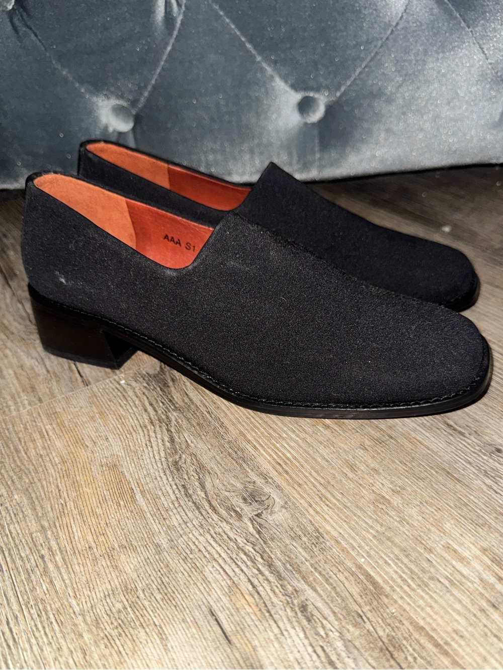 Donald J. Pliner Black Minimalist Slip-On Loafers Shooties Women's Size 5.5